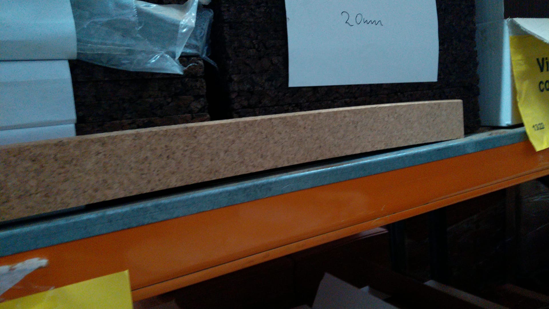 Korkleiste(67mm hoch) massiv 12mm- 501 Naturell unbehandelt – Bild 2