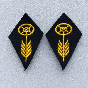 Kragenspiegel Motorfahrer