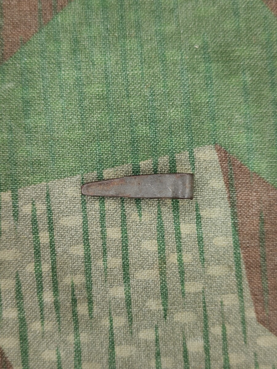 Splint zu Tschako für Kokarde, Variante 2 – Bild 2