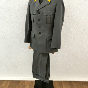 Uniform Ord. 1949, (18) Oberstleutnant Radfahrer Set