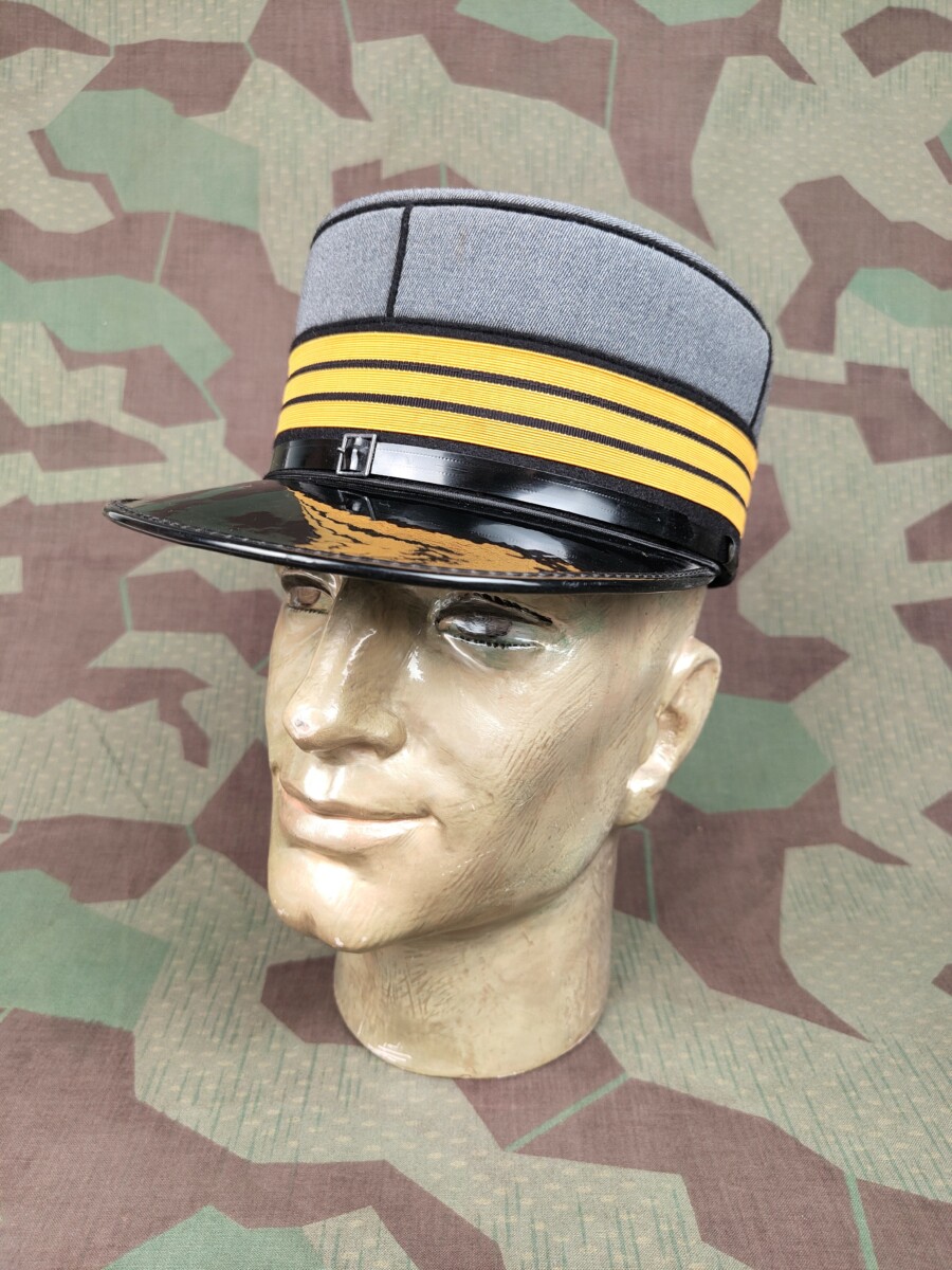 Mütze Ord. 1949 (07) Oberst im Generalstab, feiner Stoff, Grösse 56.5, LANG