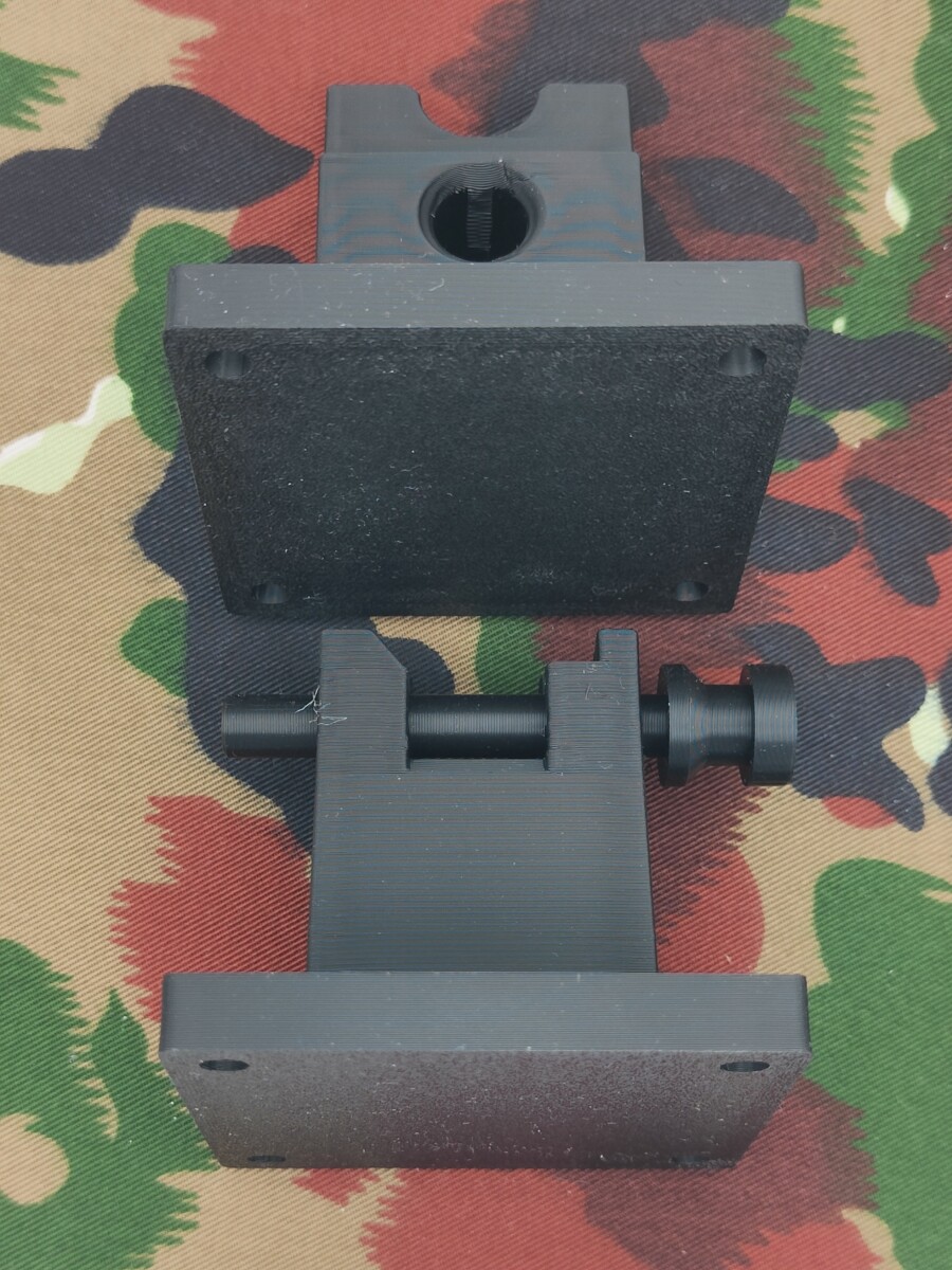 Putzböckli für Sturmgewehr 90, schwarz, Set – Bild 3